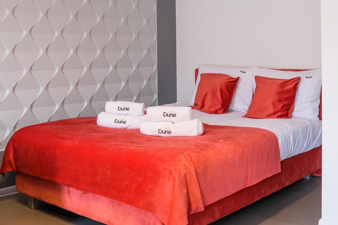 Pokoje, Noclegi, Apartamenty Dune Resort וובה מראה חיצוני תמונה
