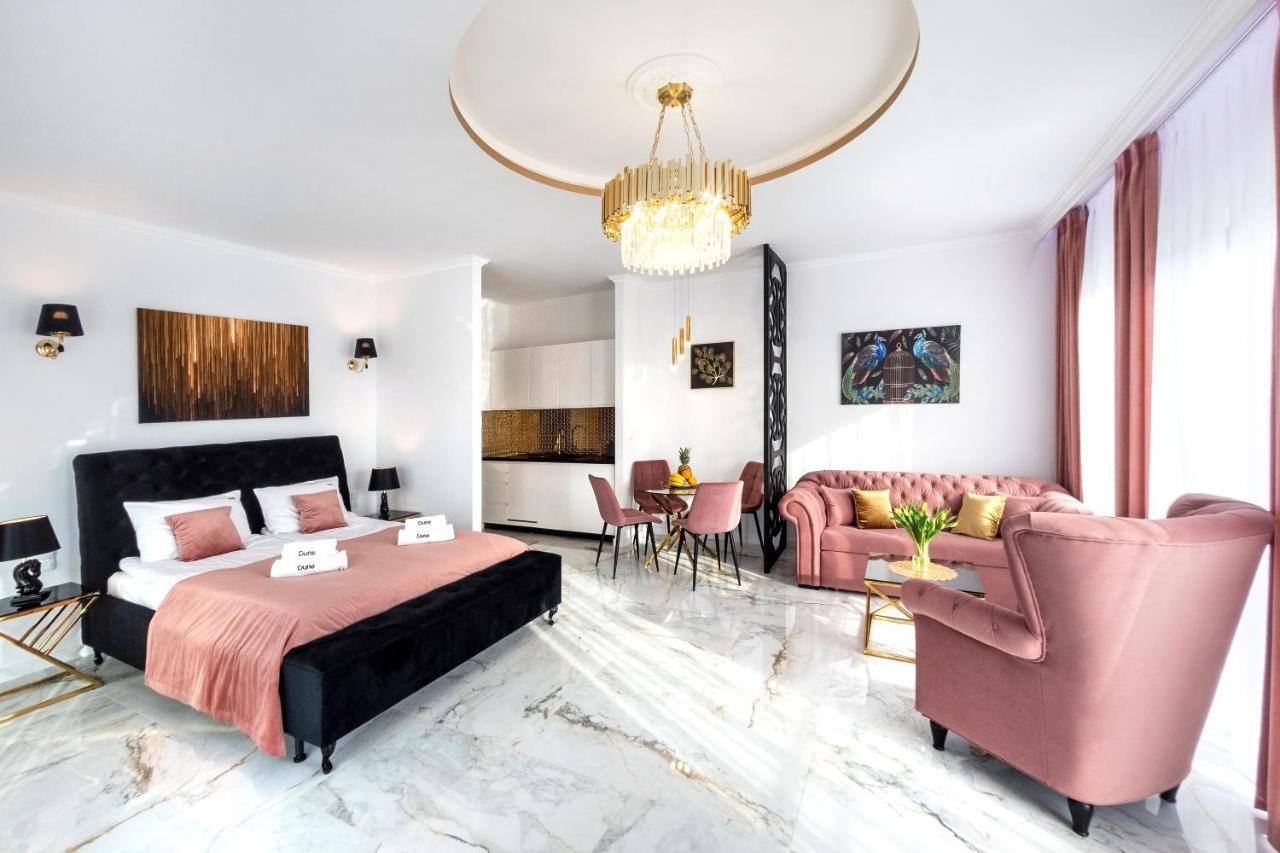 Pokoje, Noclegi, Apartamenty Dune Resort וובה מראה חיצוני תמונה