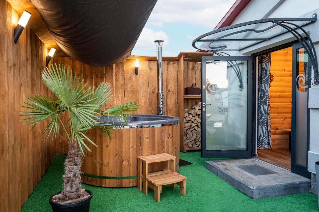 Pokoje, Noclegi, Apartamenty Dune Resort וובה מראה חיצוני תמונה